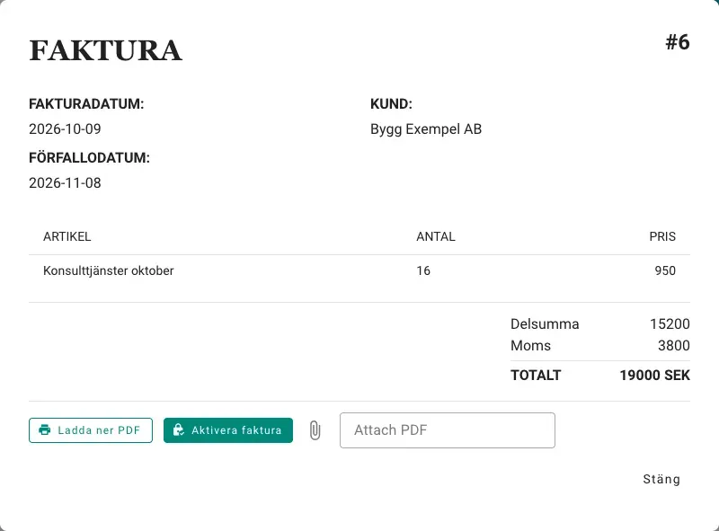 Ett fakturautkast öppnat i Papercut med fakturadatum, förfallodatum, kund, rader och totalbelopp, och knapparna Ladda ner PDF och Aktivera faktura.